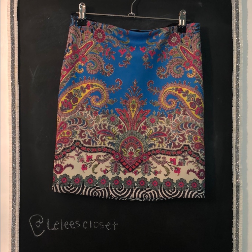 Bebe skirt